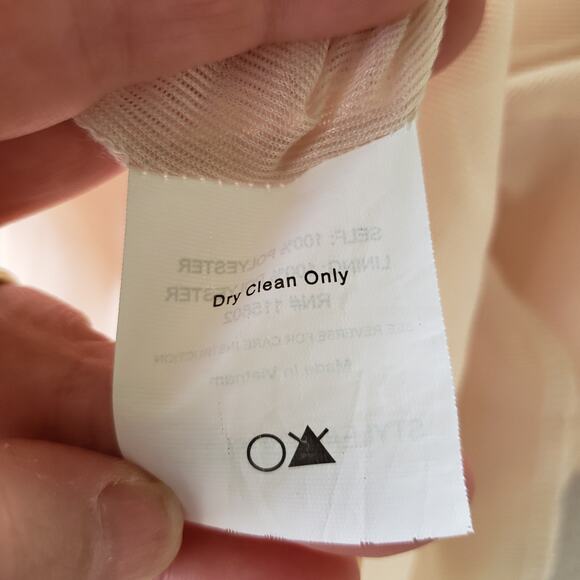 Lush Dress Womens XS Beige Cream Fit & Flare Empire Waist Lightweight V Neck - Picture 9 of 13